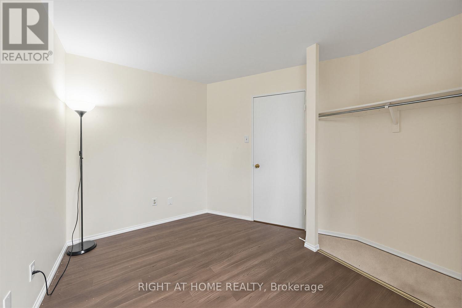1906 - 260 Queens Quay W, Toronto, Ontario  M5J 2N3 - Photo 21 - C13441018
