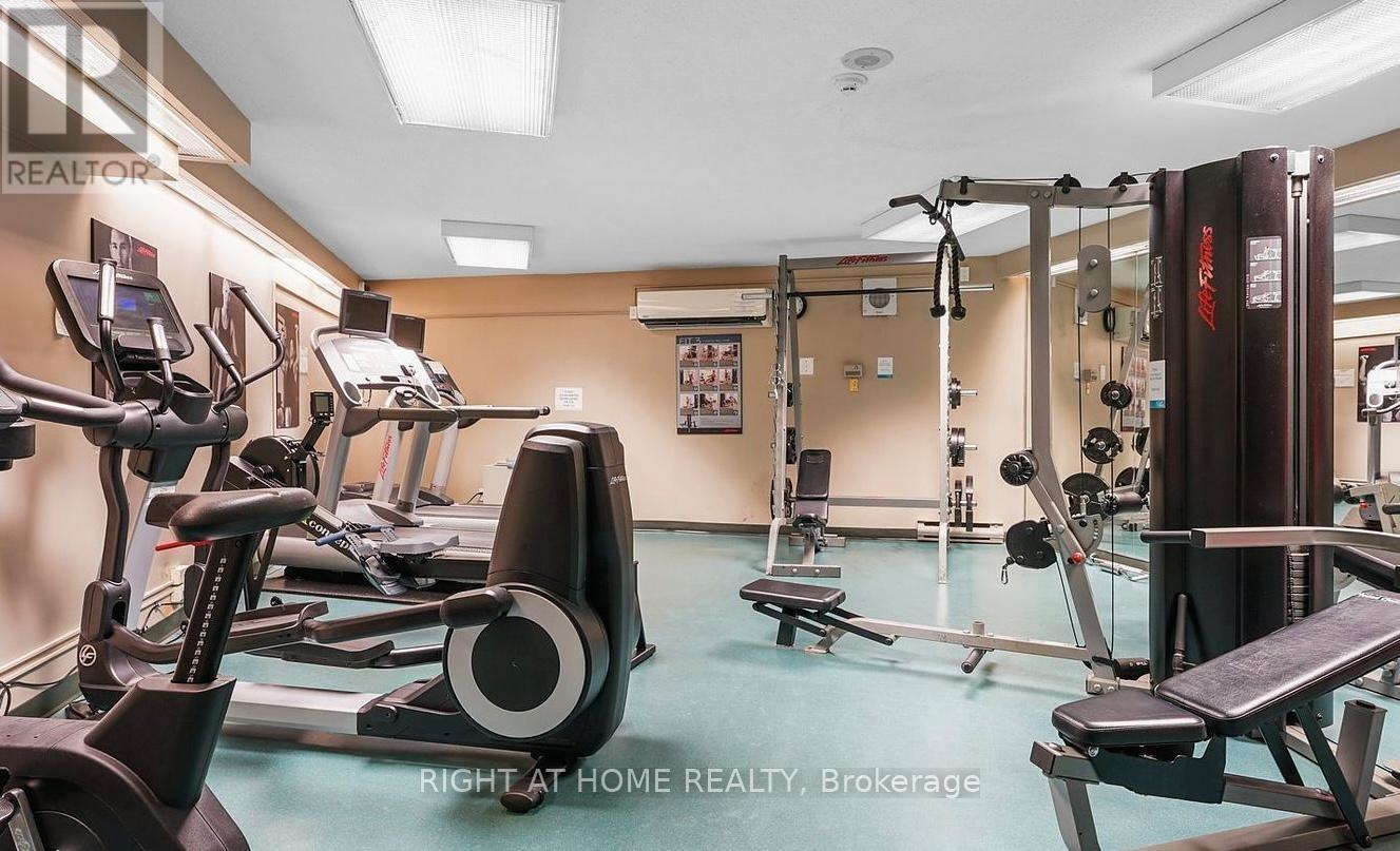 1906 - 260 Queens Quay W, Toronto, Ontario  M5J 2N3 - Photo 36 - C13441018