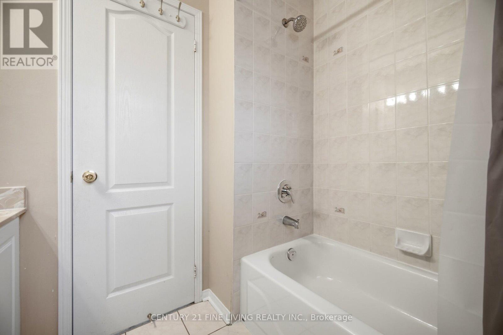 18 Nantucket Drive, Richmond Hill, Ontario  L4E 3V1 - Photo 32 - N13442526