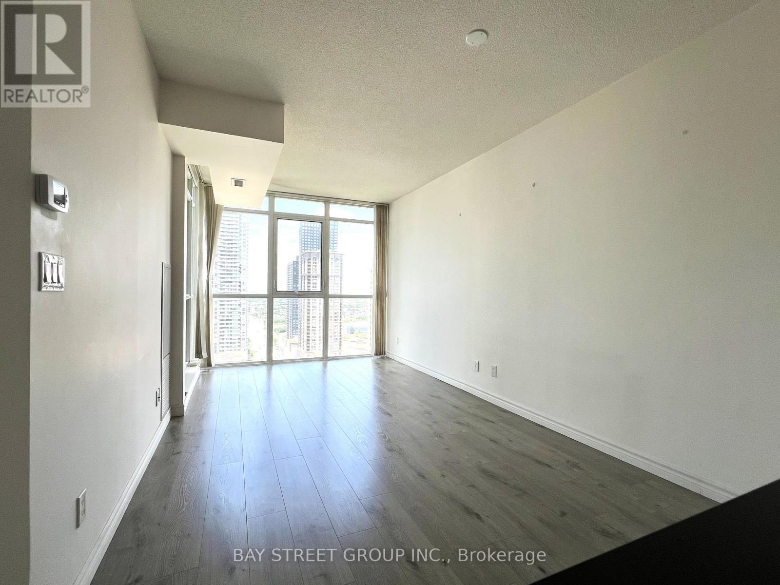 2808 - 4070 Confederation Parkway, Mississauga, Ontario  L5B 0E9 - Photo 12 - W13442516