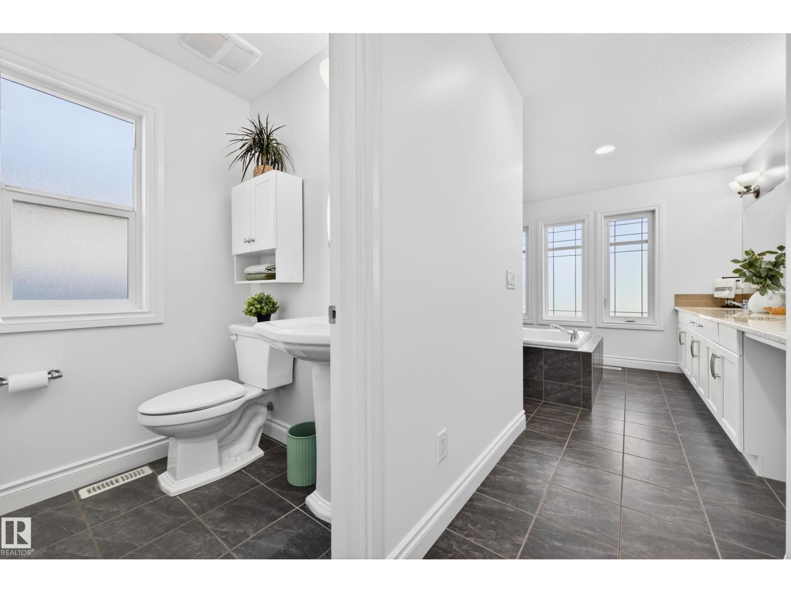 2250 Aspen Tr, Sherwood Park, Alberta  T8H 0W4 - Photo 22 - E4493539