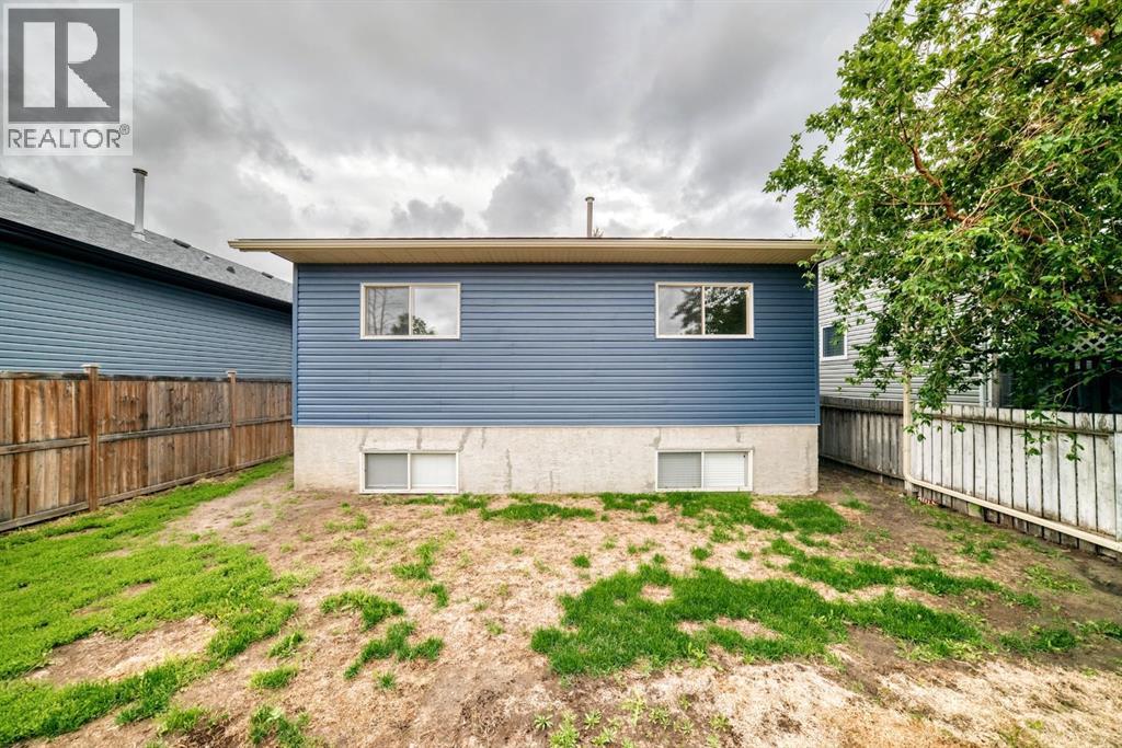 35 Green Meadow Crescent, Strathmore, Alberta  T1P 1H4 - Photo 32 - A2320236