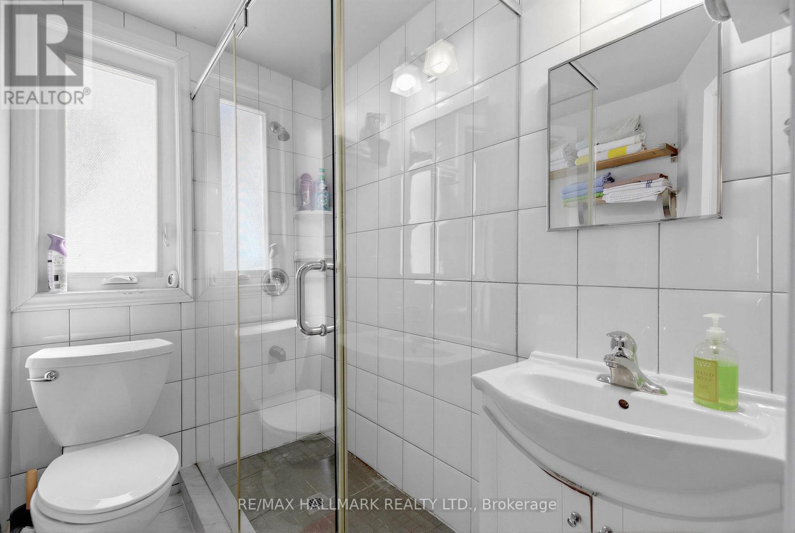 82 Muriel Avenue, Toronto, Ontario  M4J 2Y4 - Photo 23 - E13233886