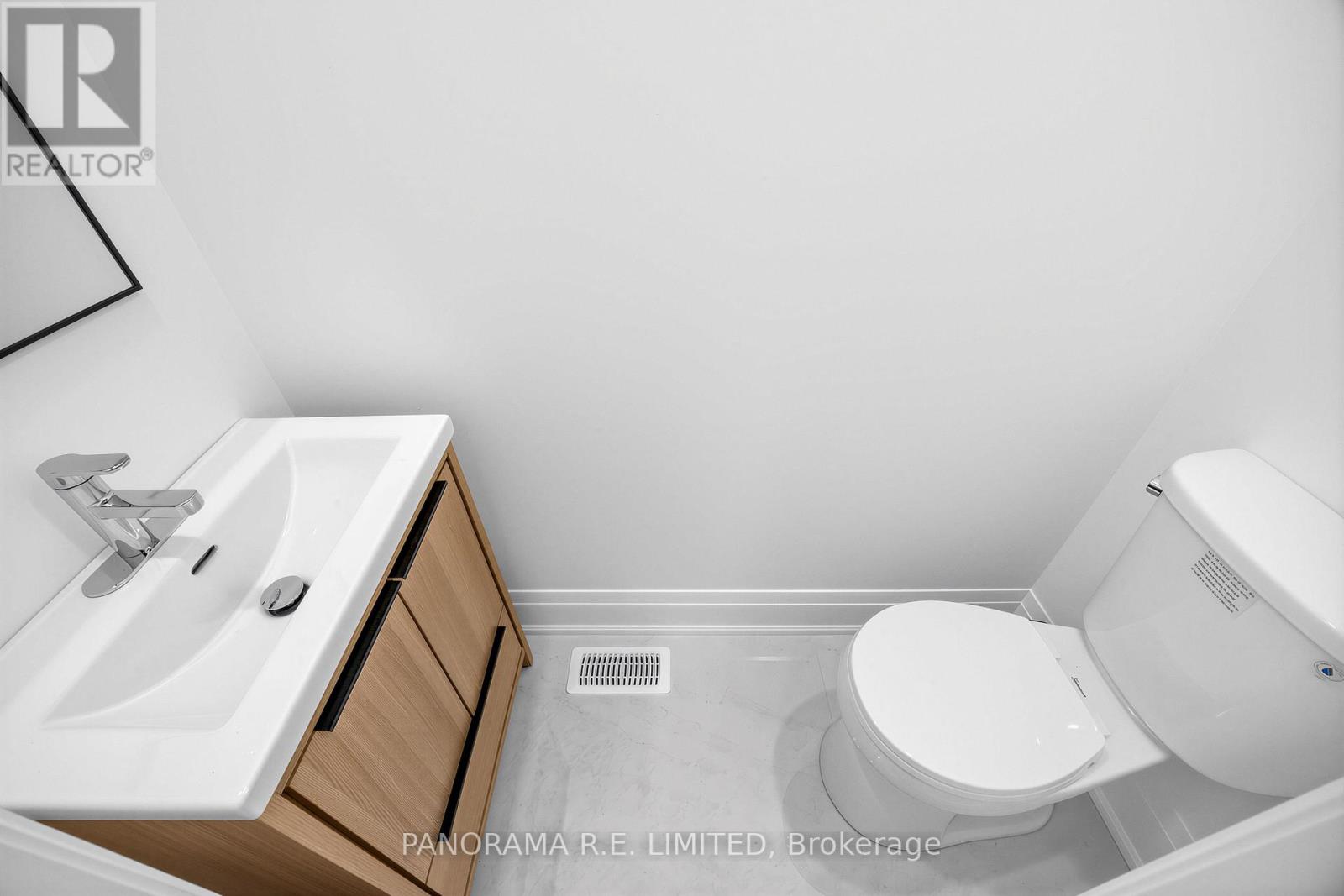 Main - 606 Abana Road, Mississauga, Ontario  L5A 1H4 - Photo 11 - W13431434