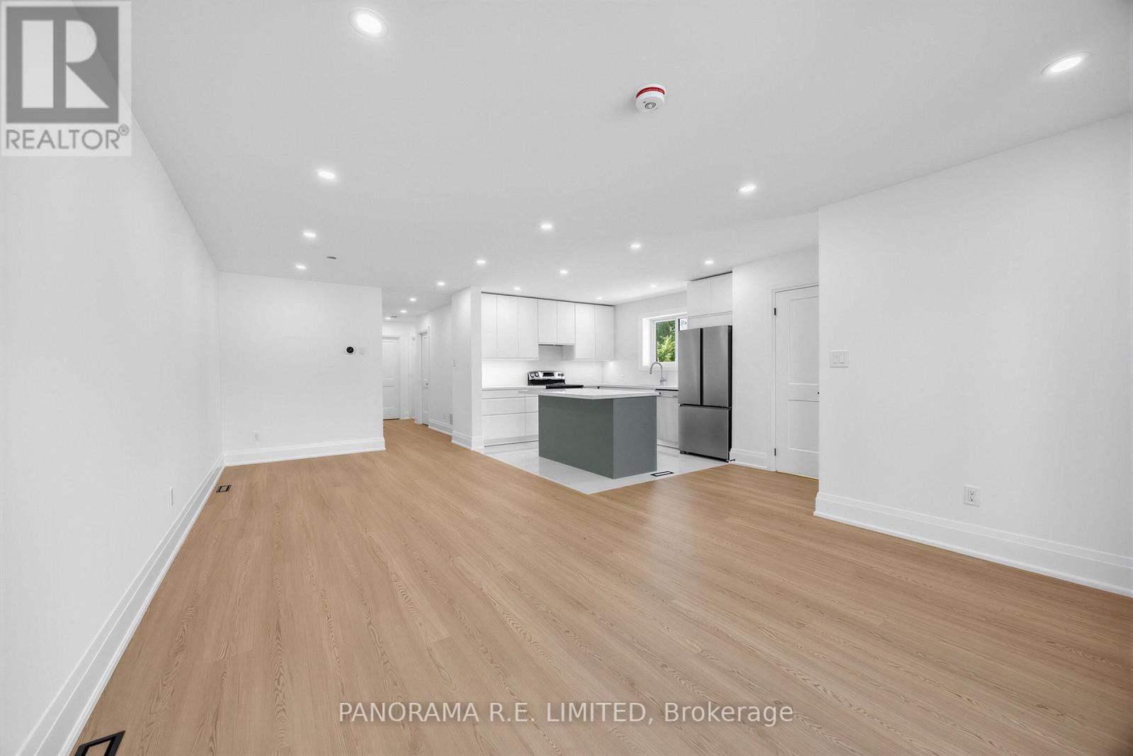 Main - 606 Abana Road, Mississauga, Ontario  L5A 1H4 - Photo 5 - W13431434