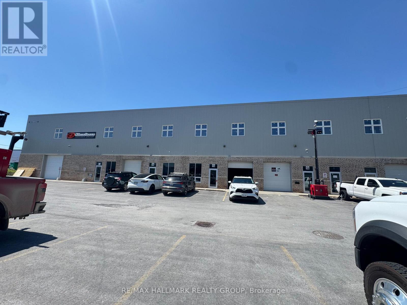 1920 MERIVALE ROAD, Ottawa, Ontario