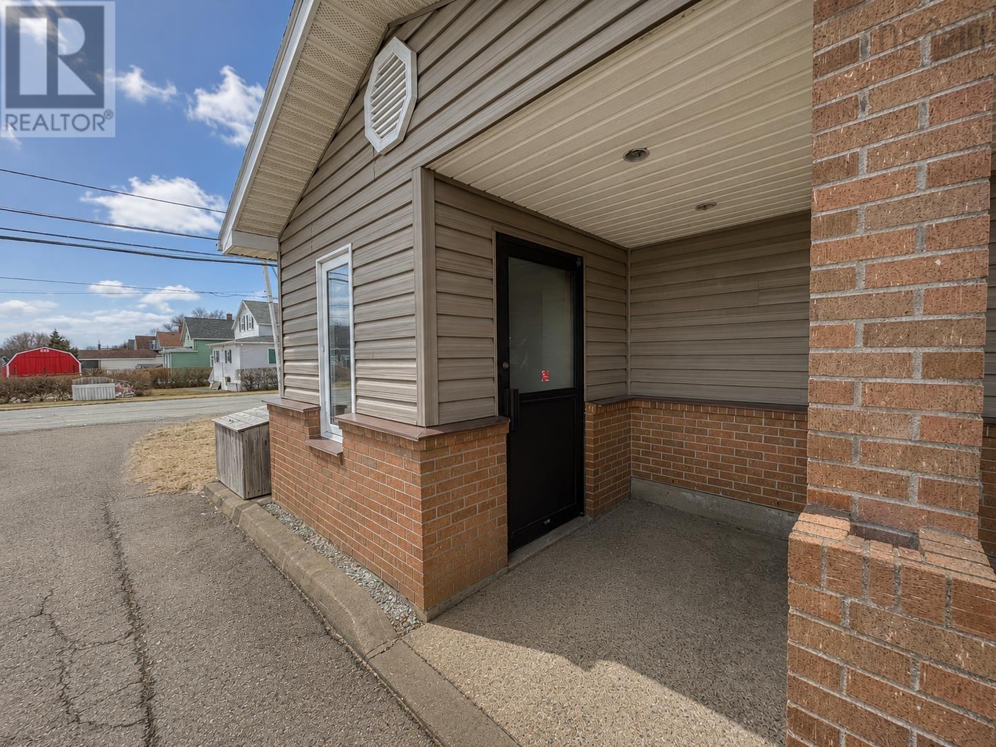 507 King Street, New Waterford, Nova Scotia  B1H 3Y8 - Photo 46 - 202614340