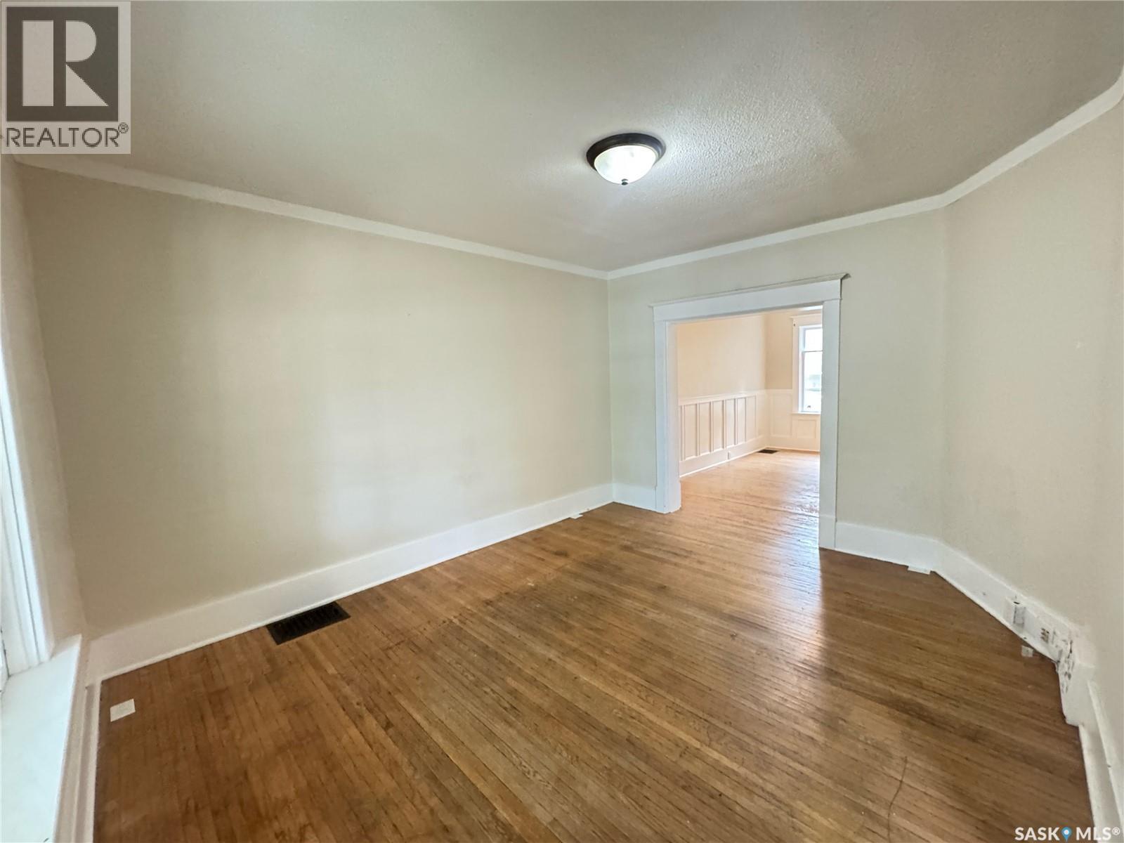 2344 Toronto Street, Regina, Saskatchewan  S4P 1N6 - Photo 7 - SK039325