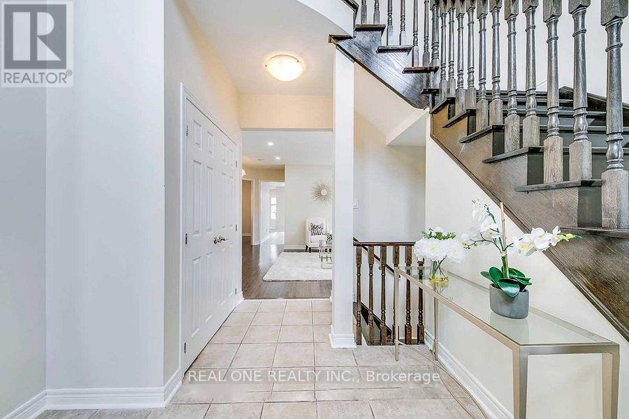 1455 Liverpool Street, Oakville, Ontario  L6M 4N6 - Photo 6 - W13442458
