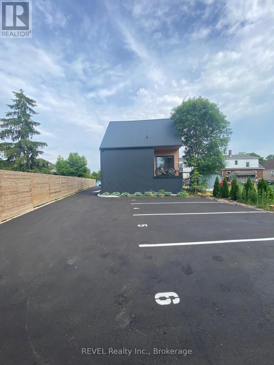 Unit 3 - 5361 Valley Way, Niagara Falls, Ontario  L2E 1X5 - Photo 5 - X13430846