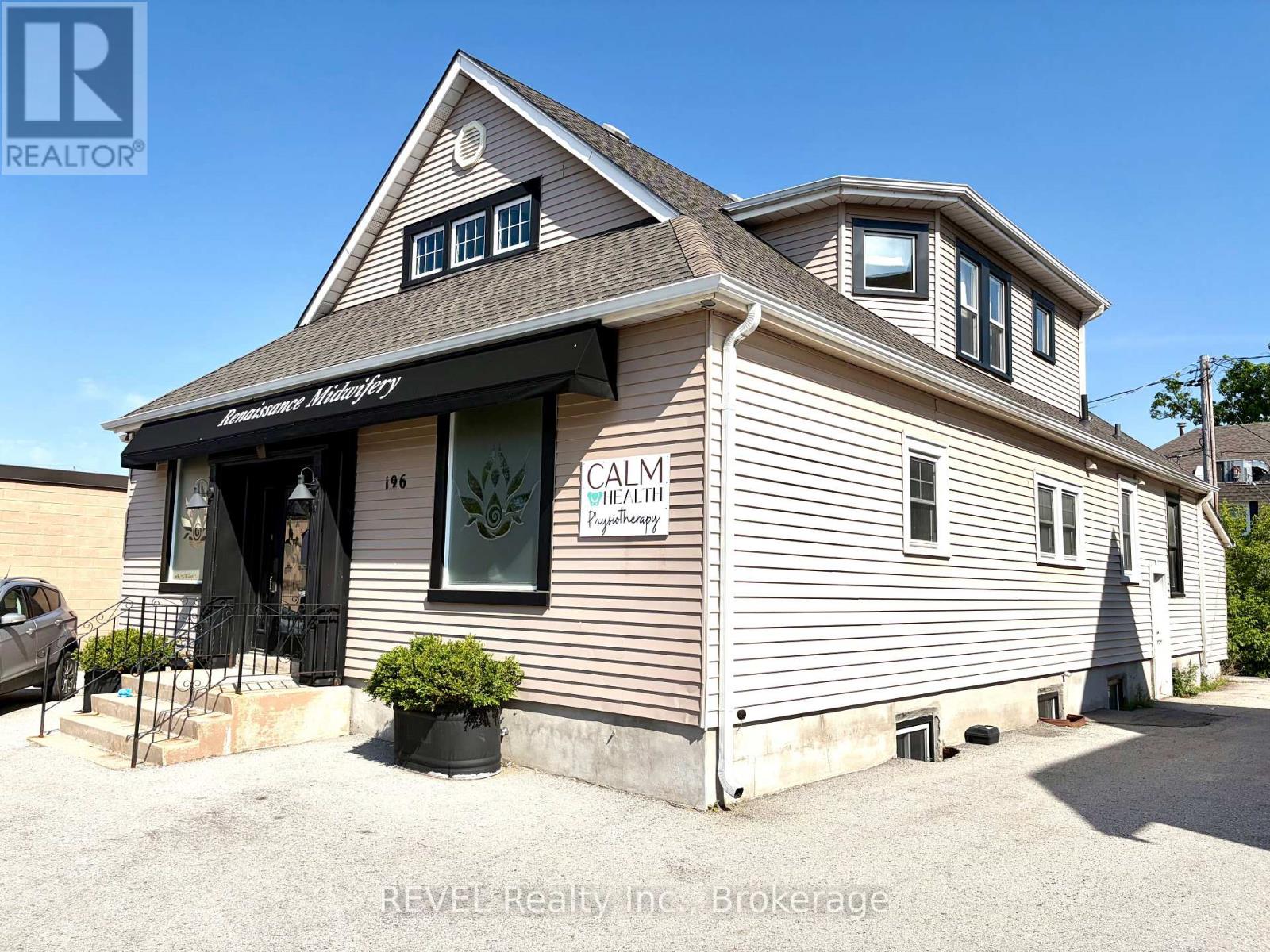 196 EAST MAIN STREET, Welland, Ontario