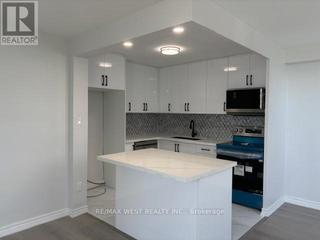 804 - 2345 Confederation Parkway, Mississauga, Ontario  L5B 2H3 - Photo 3 - W13442082