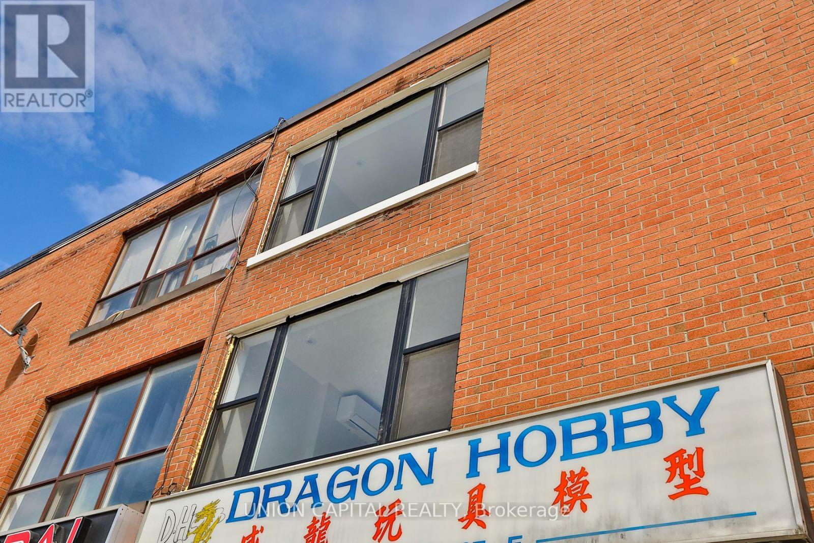 2 - 612 Gerrard Street E, Toronto, Ontario  M4M 1Y3 - Photo 17 - E13442610