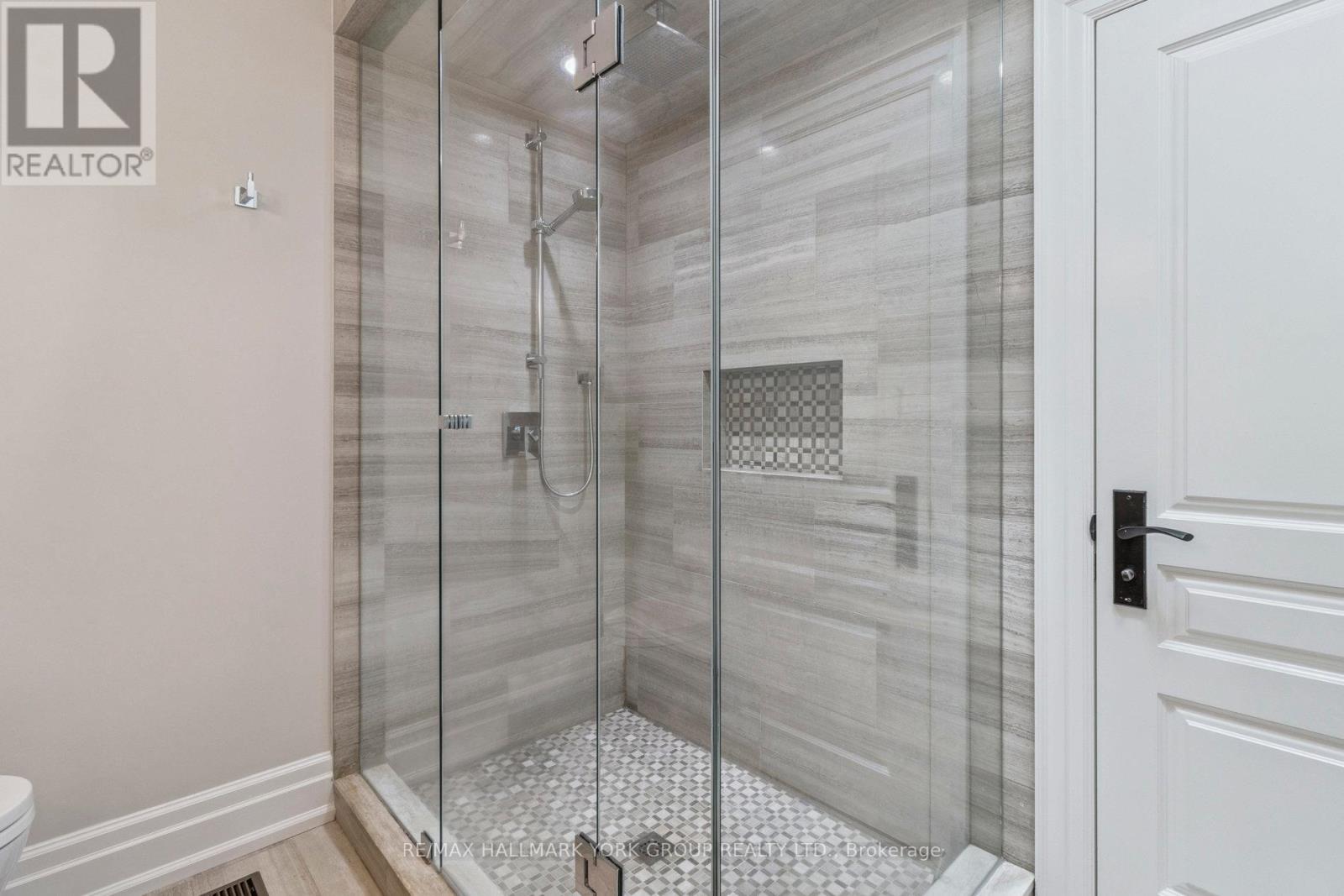 27 Scott Crescent, King, Ontario  L7B 1E4 - Photo 19 - N12874130