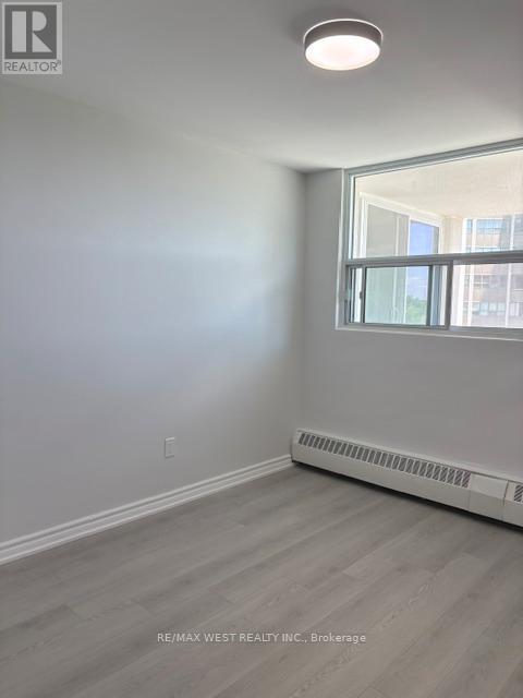 804 - 2345 Confederation Parkway, Mississauga, Ontario  L5B 2H3 - Photo 10 - W13442082