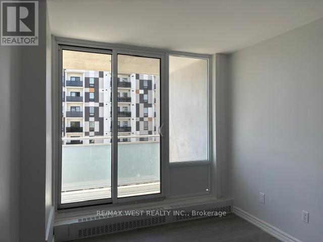 804 - 2345 Confederation Parkway, Mississauga, Ontario  L5B 2H3 - Photo 11 - W13442082