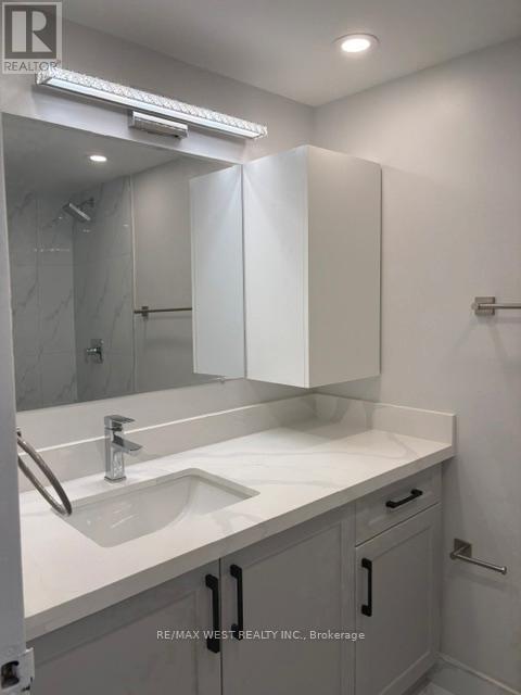 804 - 2345 Confederation Parkway, Mississauga, Ontario  L5B 2H3 - Photo 9 - W13442082