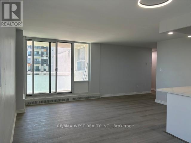 804 - 2345 Confederation Parkway, Mississauga, Ontario  L5B 2H3 - Photo 7 - W13442082