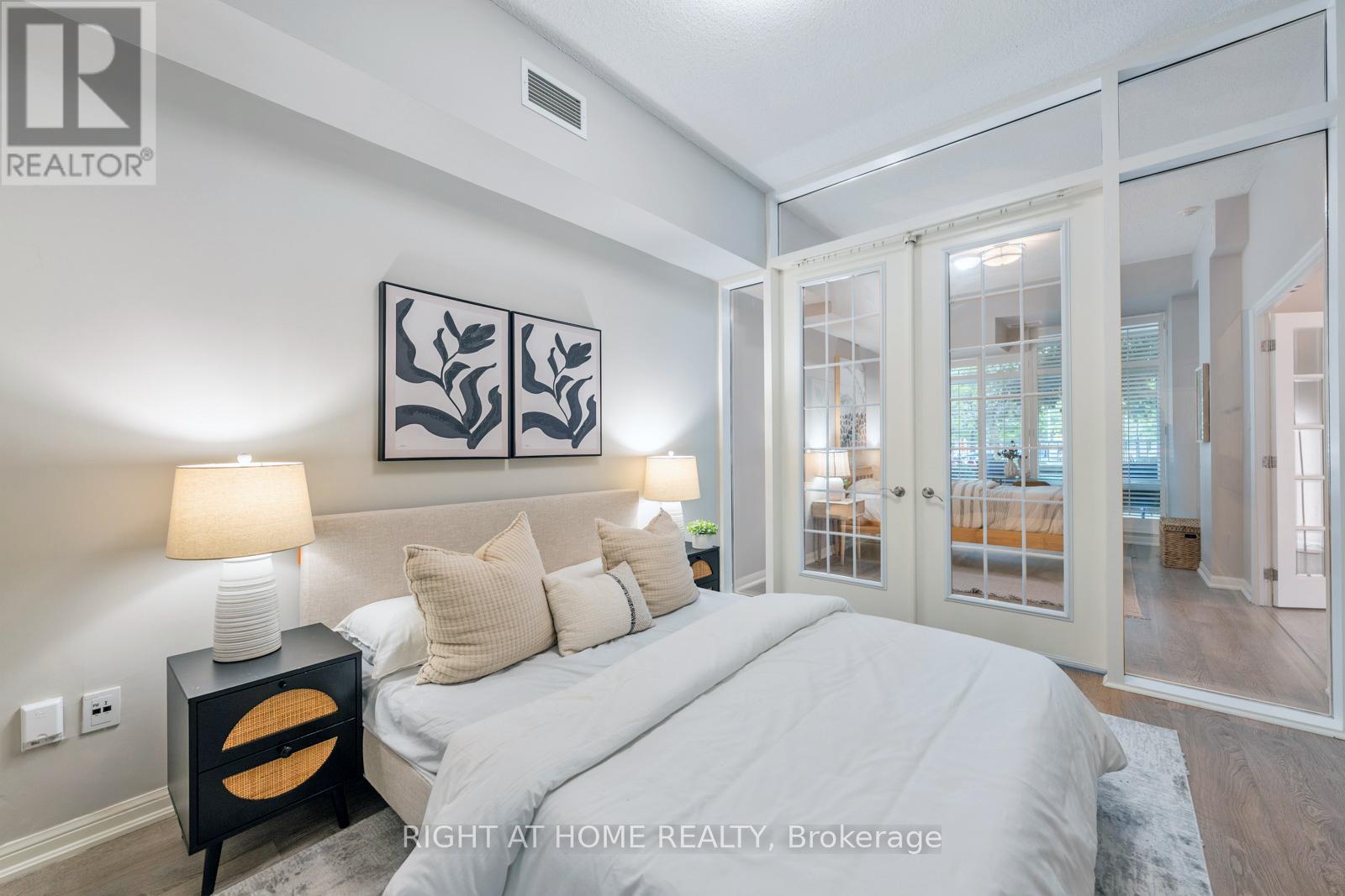 9 Bastion Street, Toronto, Ontario  M5V 1A4 - Photo 10 - C13424916