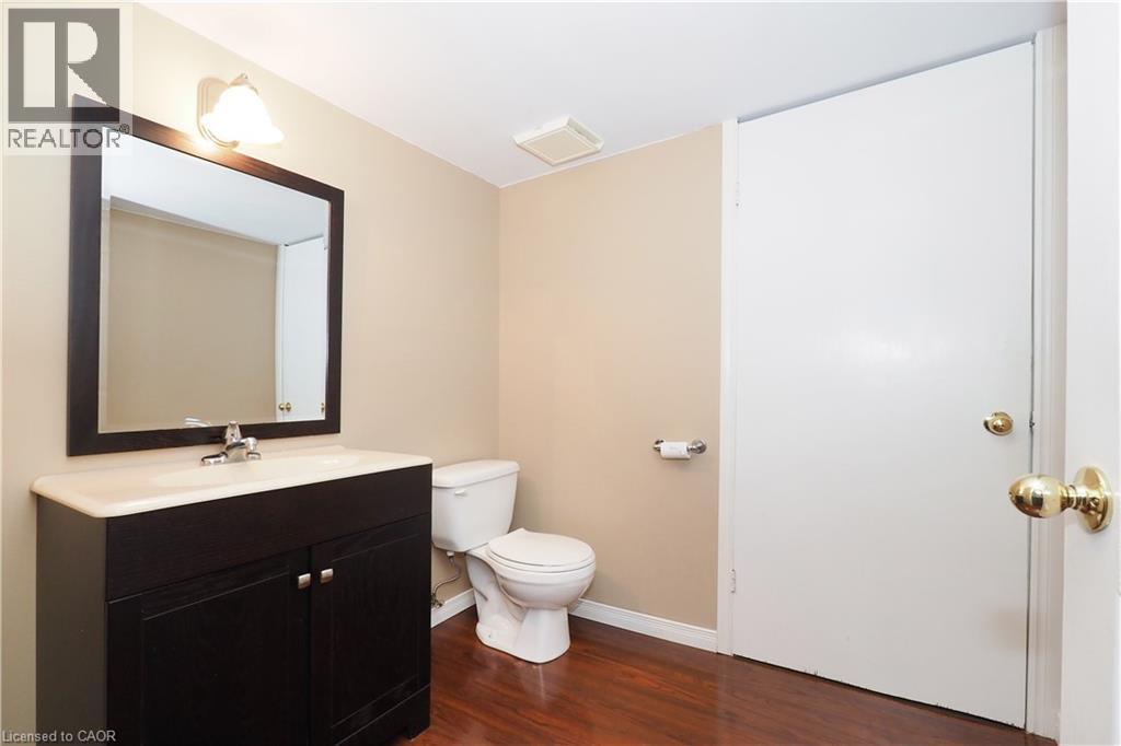 32 Notchwood Court, Kitchener, Ontario  N2A 3L6 - Photo 37 - 40838355