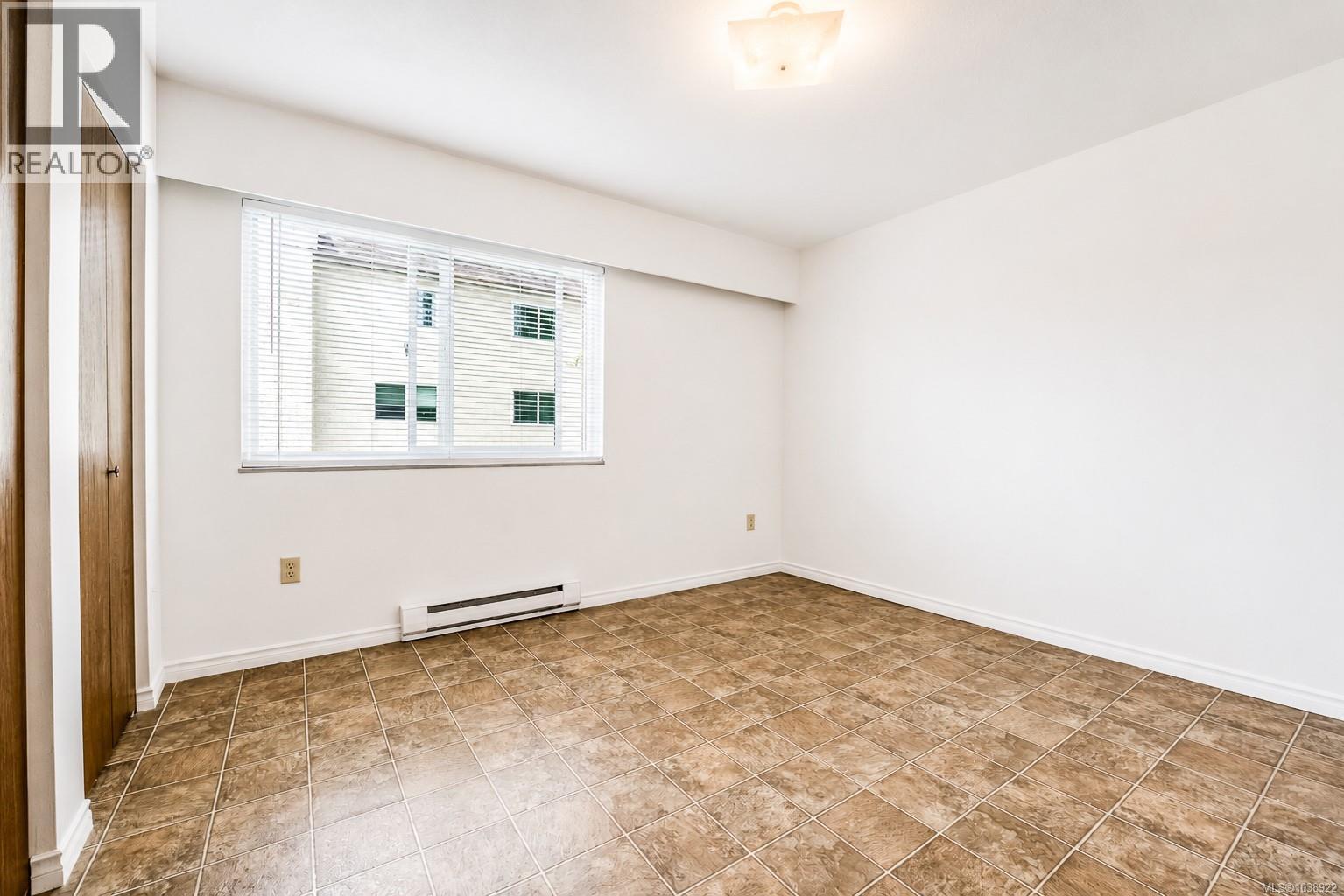 308 1035 Mcclure St, Victoria, British Columbia  V8V 3G1 - Photo 14 - 1038922