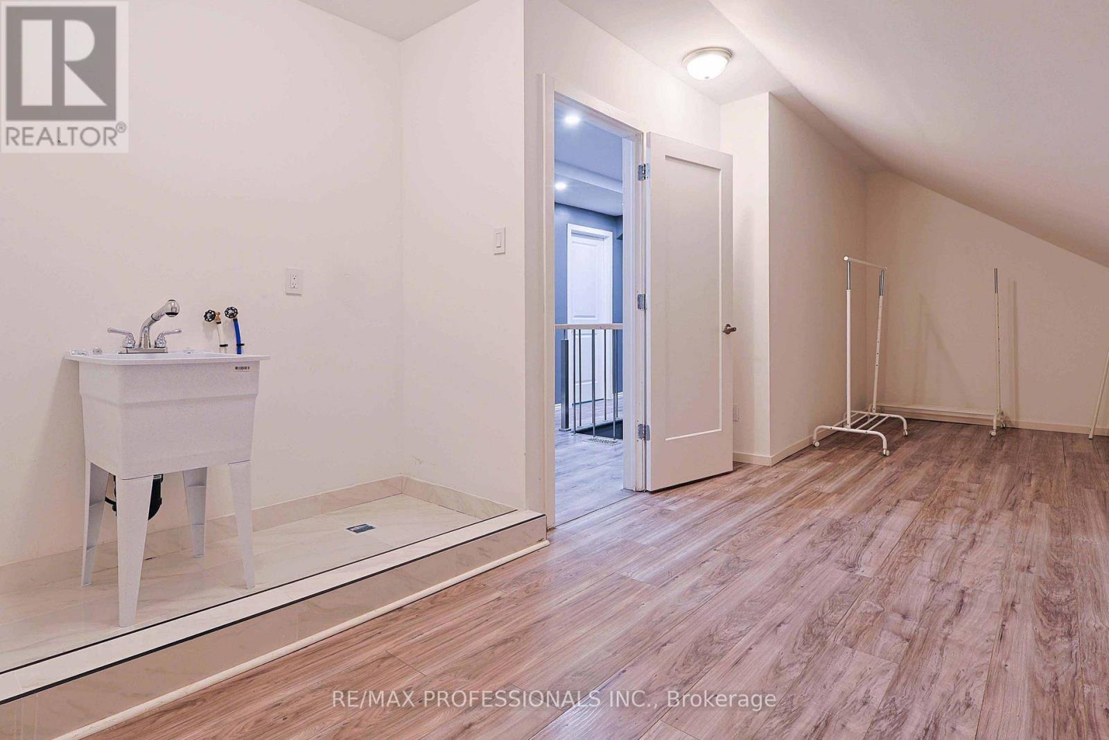 76 Macdonald Street, Toronto, Ontario  M8V 1Y4 - Photo 21 - W13426284