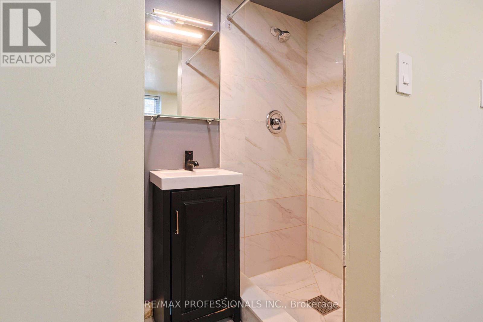 76 Macdonald Street, Toronto, Ontario  M8V 1Y4 - Photo 27 - W13426284