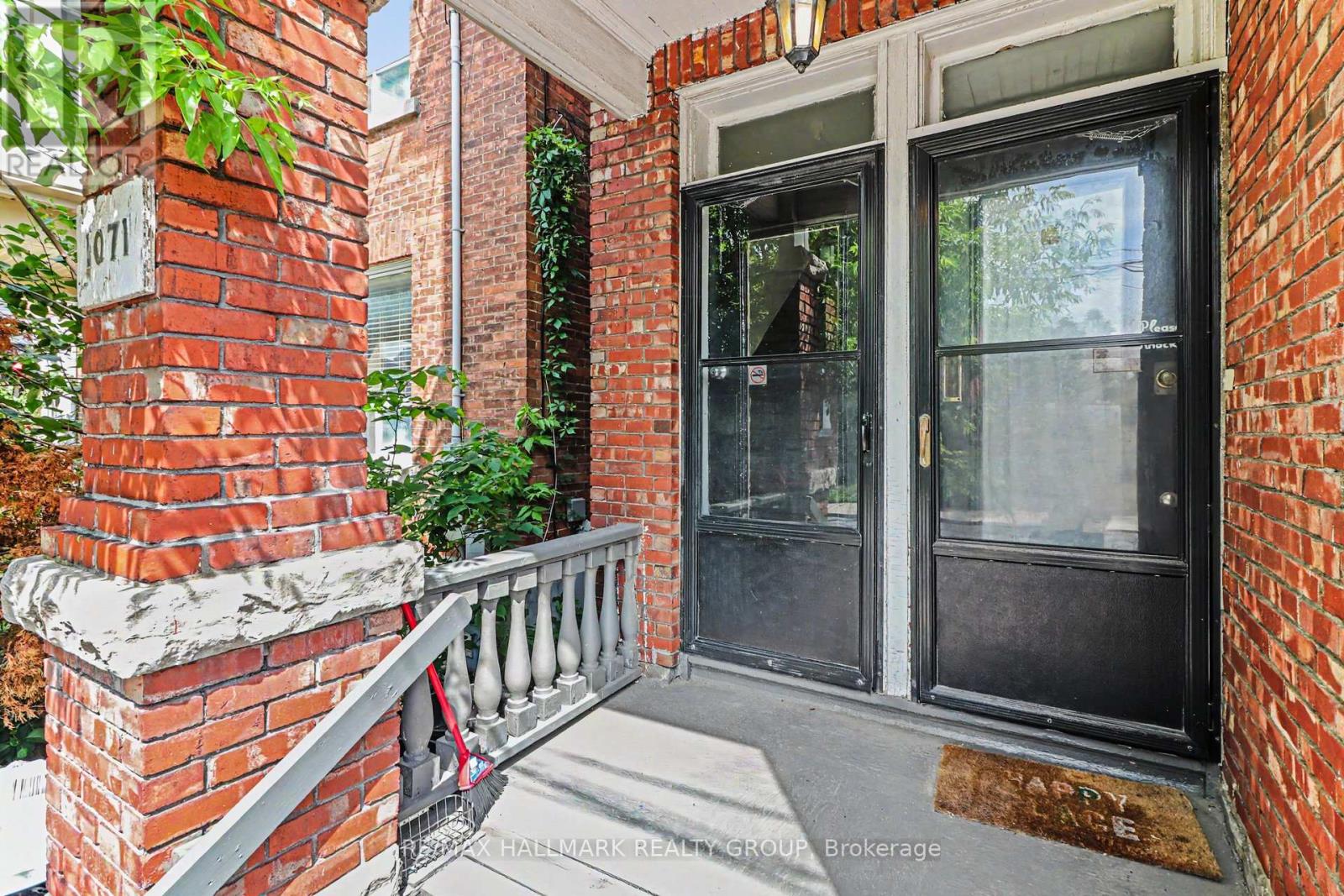 3 - 1071 GLADSTONE AVENUE, Ottawa, Ontario