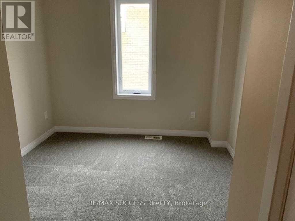 80 Progress Crescent, Kitchener, Ontario  N2R 0R7 - Photo 12 - X13083002