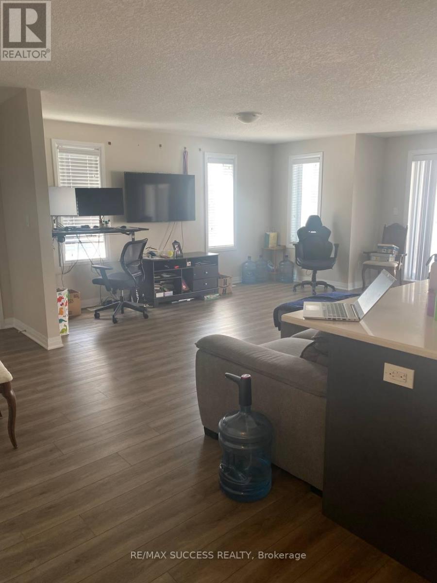 80 Progress Crescent, Kitchener, Ontario  N2R 0R7 - Photo 21 - X13083002
