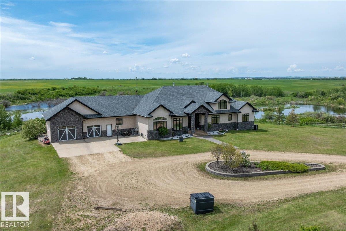 18407 TWP RD 500, Rural Beaver County, Alberta