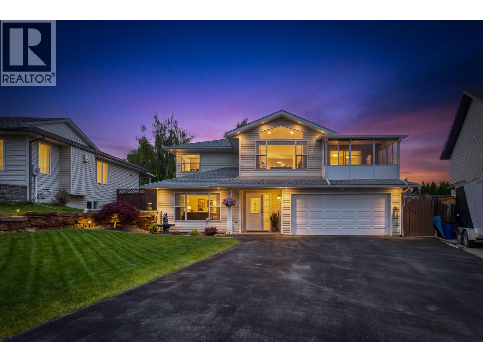 1907 Staple Drive, Cranbrook, British Columbia  V1C 6M7 - Photo 1 - 10388731