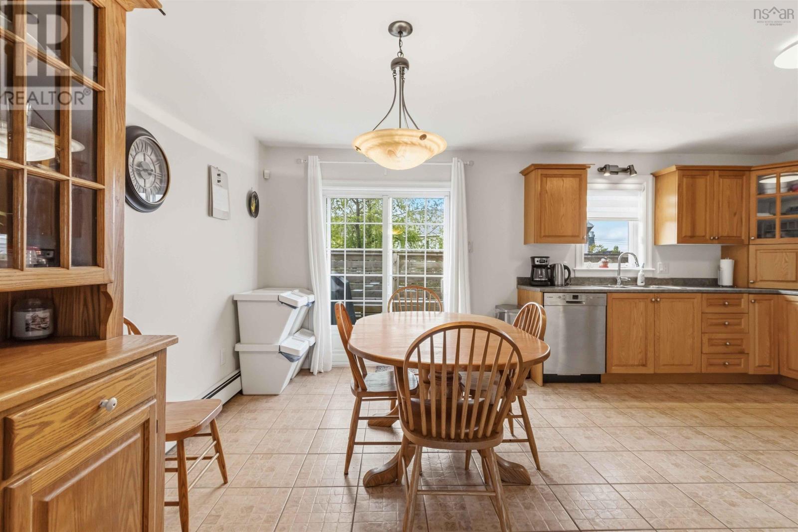 24 Morris Lake Drive, Dartmouth, Nova Scotia  B2V 2V8 - Photo 12 - 202613291