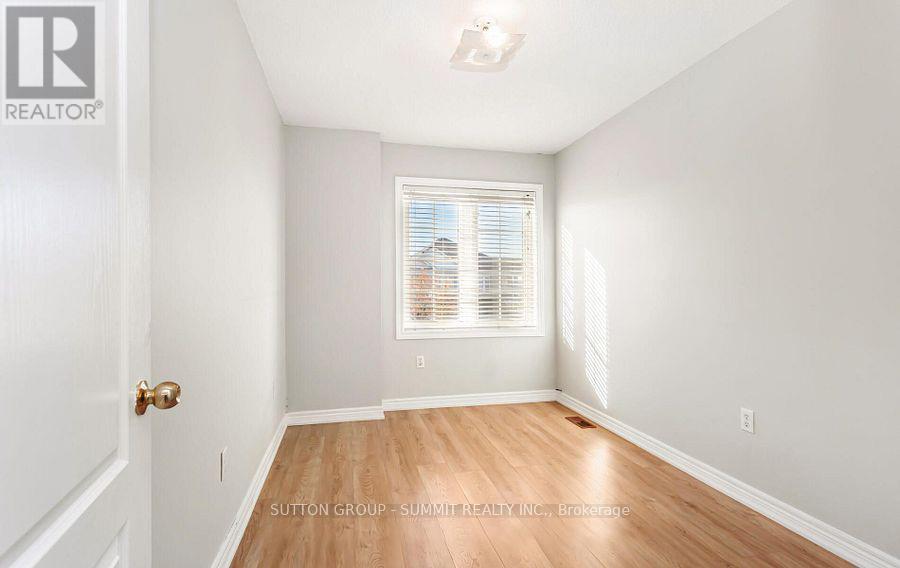 3330 Fountain Park Avenue, Mississauga, Ontario  L5M 7E2 - Photo 14 - W13442648