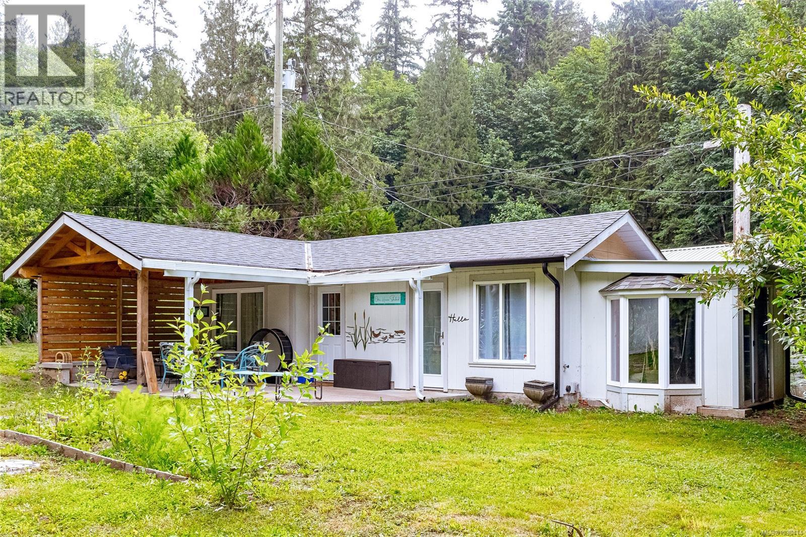 7840 Wentworth Rd, Lake Cowichan, British Columbia  V0R 2G0 - Photo 3 - 1038414