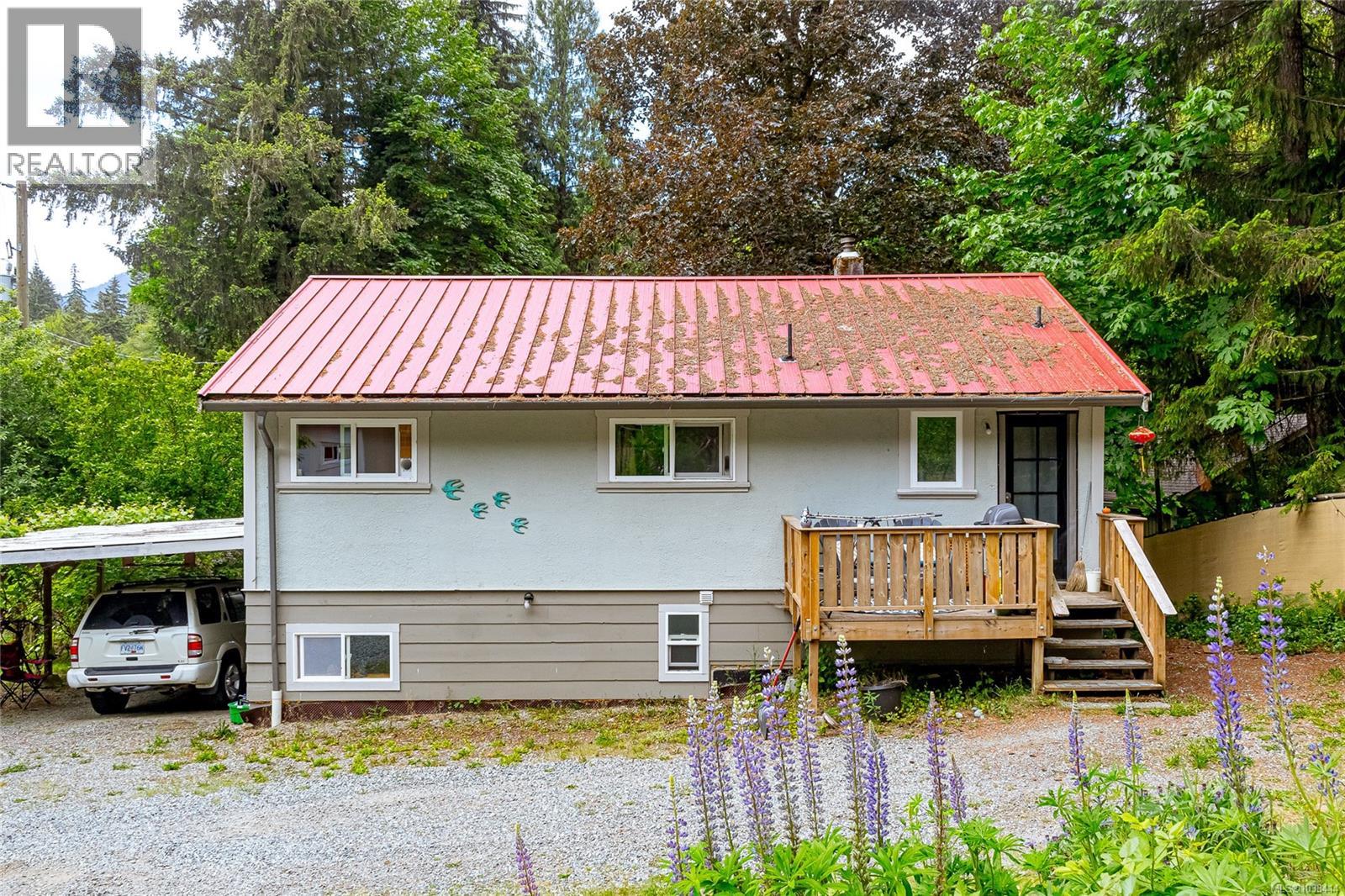 7840 Wentworth Rd, Lake Cowichan, British Columbia  V0R 2G0 - Photo 2 - 1038414