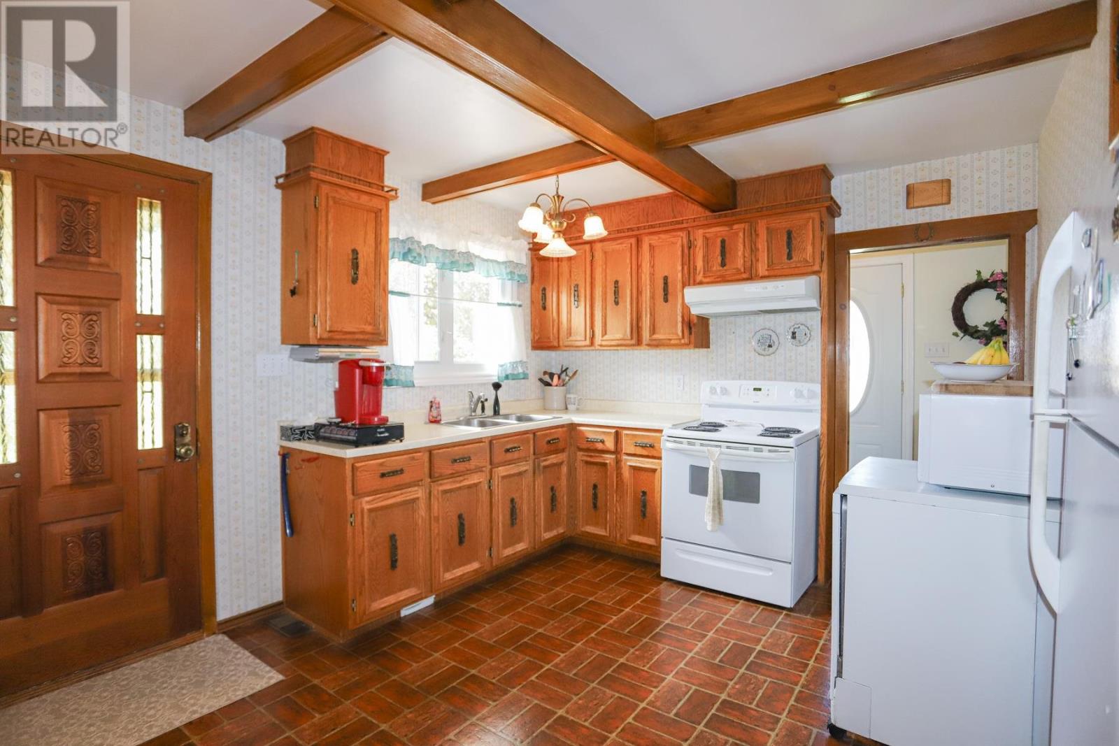 53 Chambers Ave, Sault Ste. Marie, Ontario P6A 4T9 - Photo 6 - SM261375