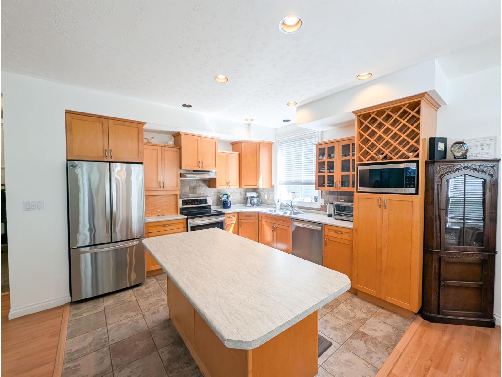 44582 Monte Vista Drive, Sardis South, Sardis, British Columbia  V2R 5T2 - Photo 6 - R3121392