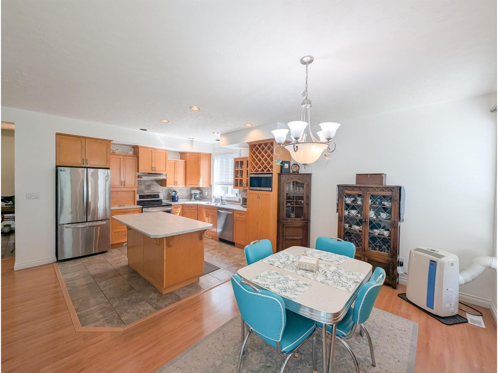 44582 Monte Vista Drive, Sardis South, Sardis, British Columbia  V2R 5T2 - Photo 5 - R3121392