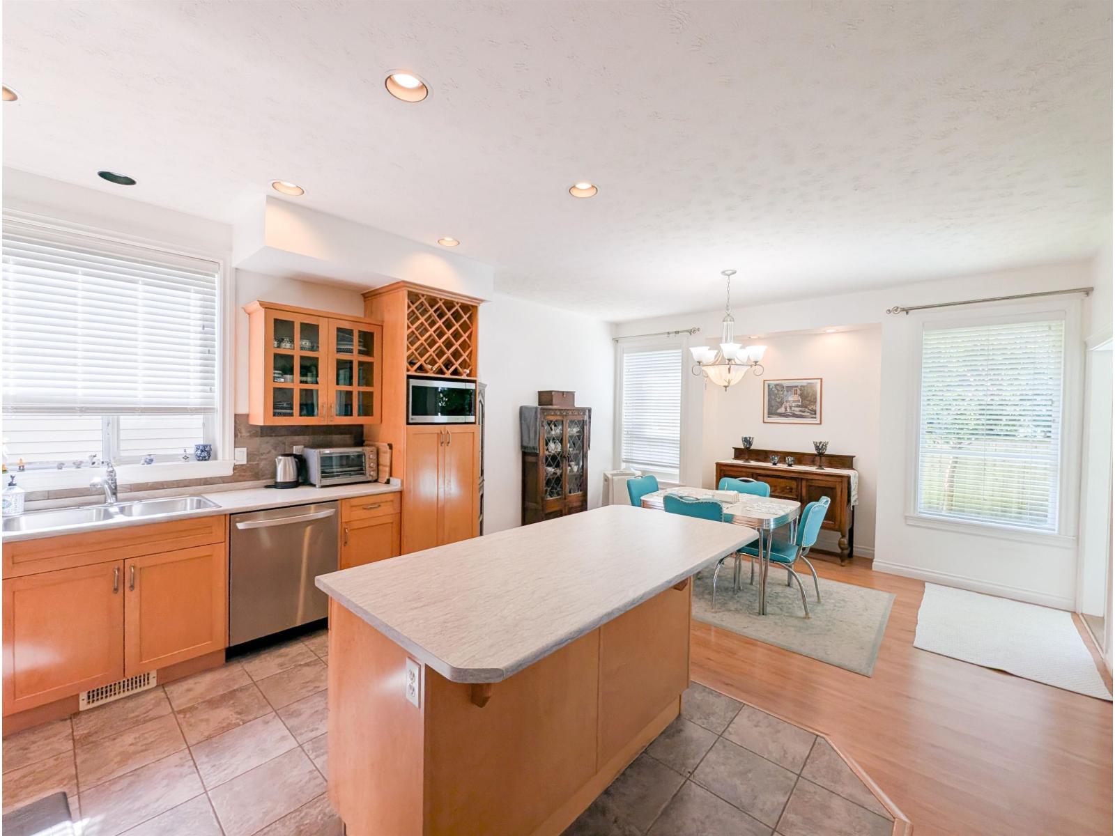44582 Monte Vista Drive, Sardis South, Sardis, British Columbia  V2R 5T2 - Photo 7 - R3121392