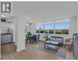 15 NICKLAUS Drive Unit# 512, Hamilton, Ontario