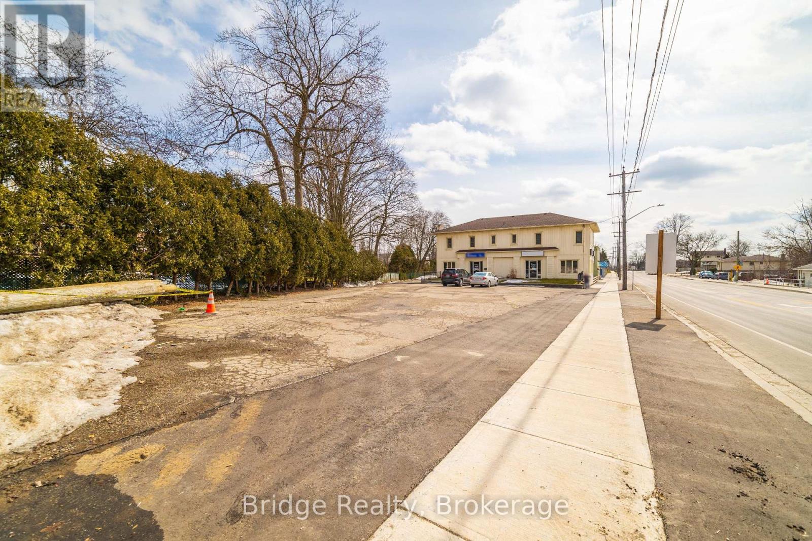 208 Huron Street, Woodstock, Ontario  N4S 7A1 - Photo 3 - X13442752