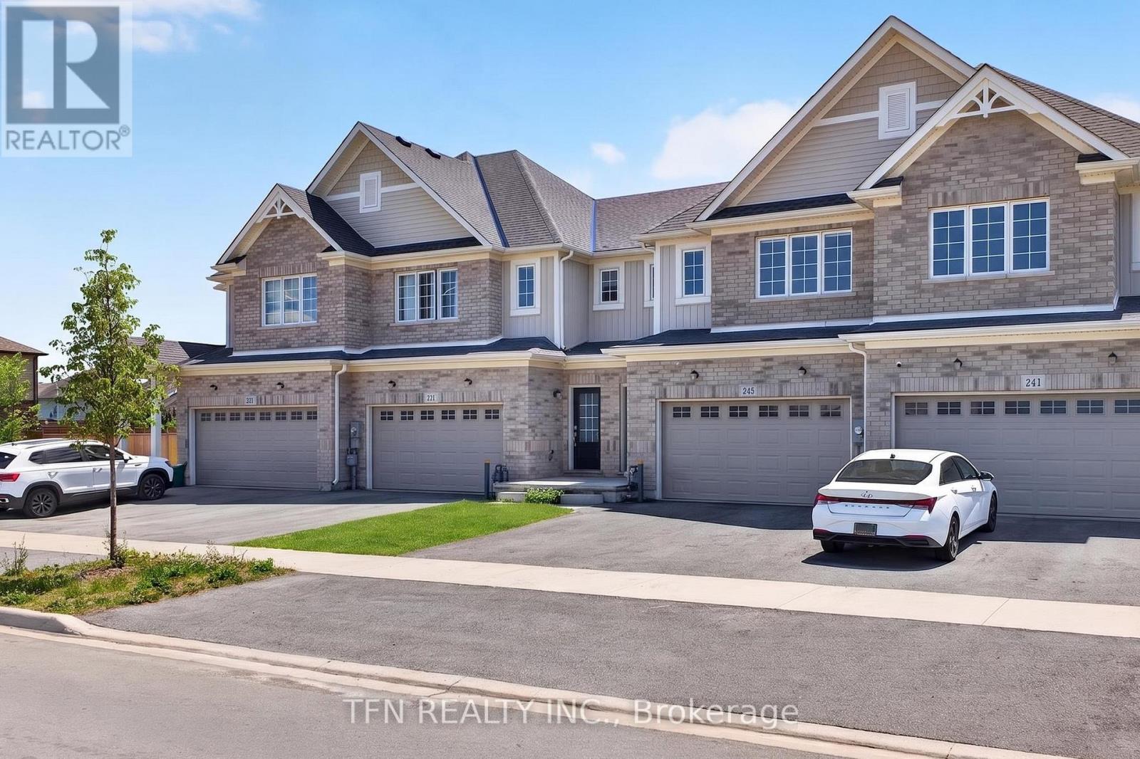 245 Bur Oak Drive, Thorold, Ontario  L2V 0L7 - Photo 2 - X13441702