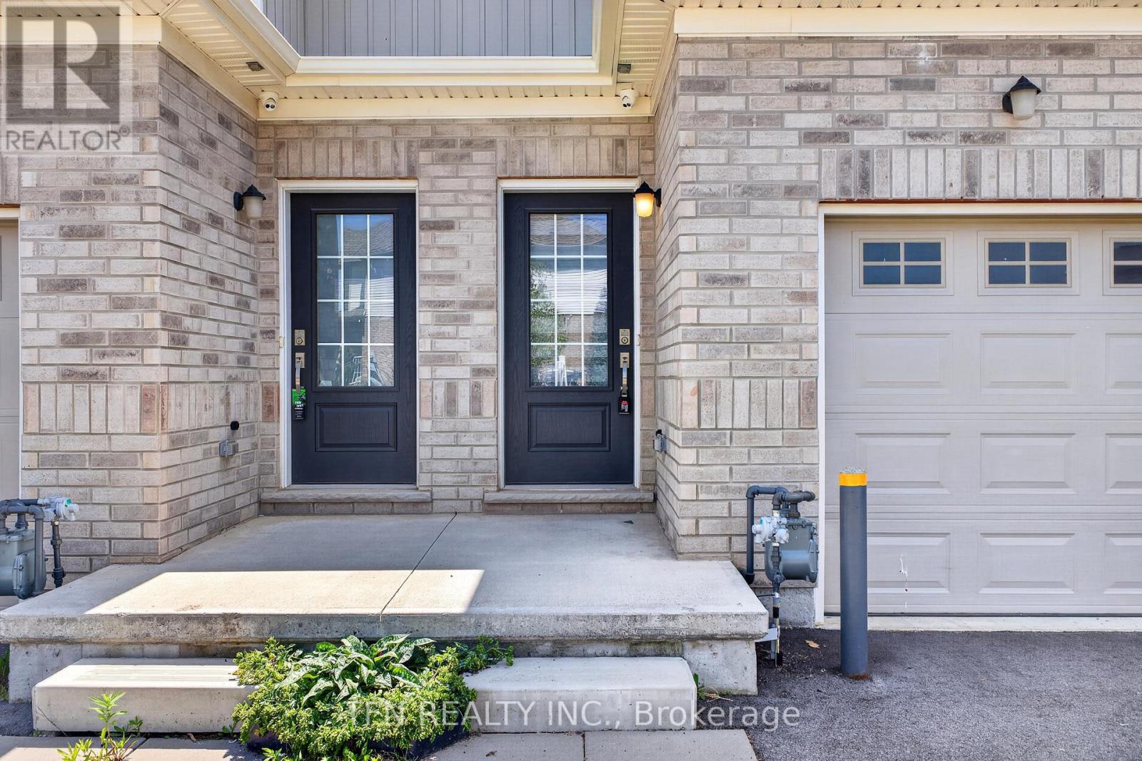 245 Bur Oak Drive, Thorold, Ontario  L2V 0L7 - Photo 3 - X13441702