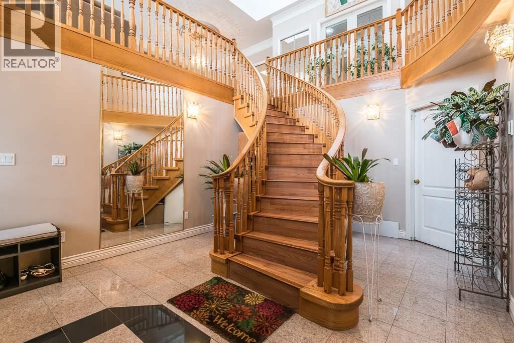 37979 FIFTH AVENUE, Squamish, British Columbia