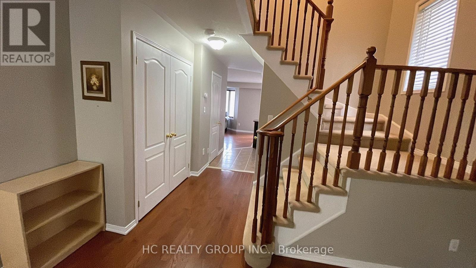 2301 Winlord Place, Oshawa, Ontario  L1L 0B8 - Photo 3 - E13442742