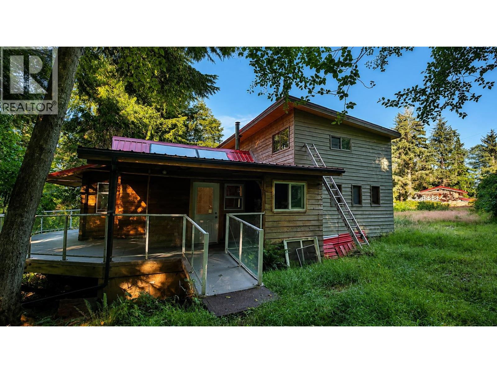 593 Beach Road, Skidegate/sandspit, British Columbia  V0T 1S1 - Photo 2 - R3135028