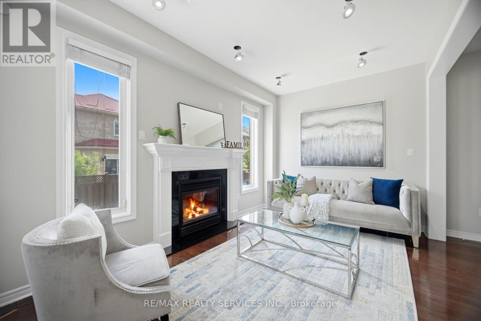 16 Lagrotto Road, Brampton, Ontario  L6V 4S7 - Photo 6 - W13442724