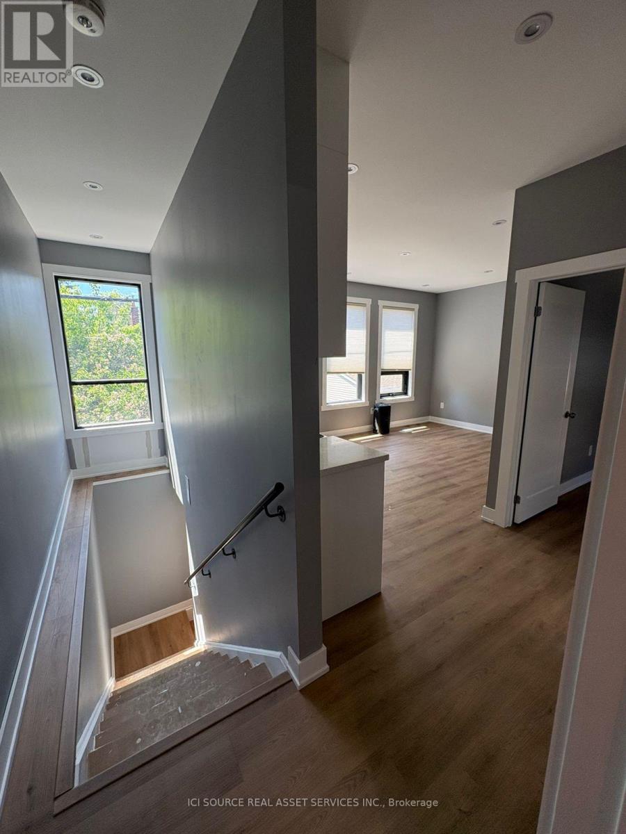 Laneway Suite - 822 Ossington Avenue, Toronto, Ontario  M6G 3V1 - Photo 6 - W13442740