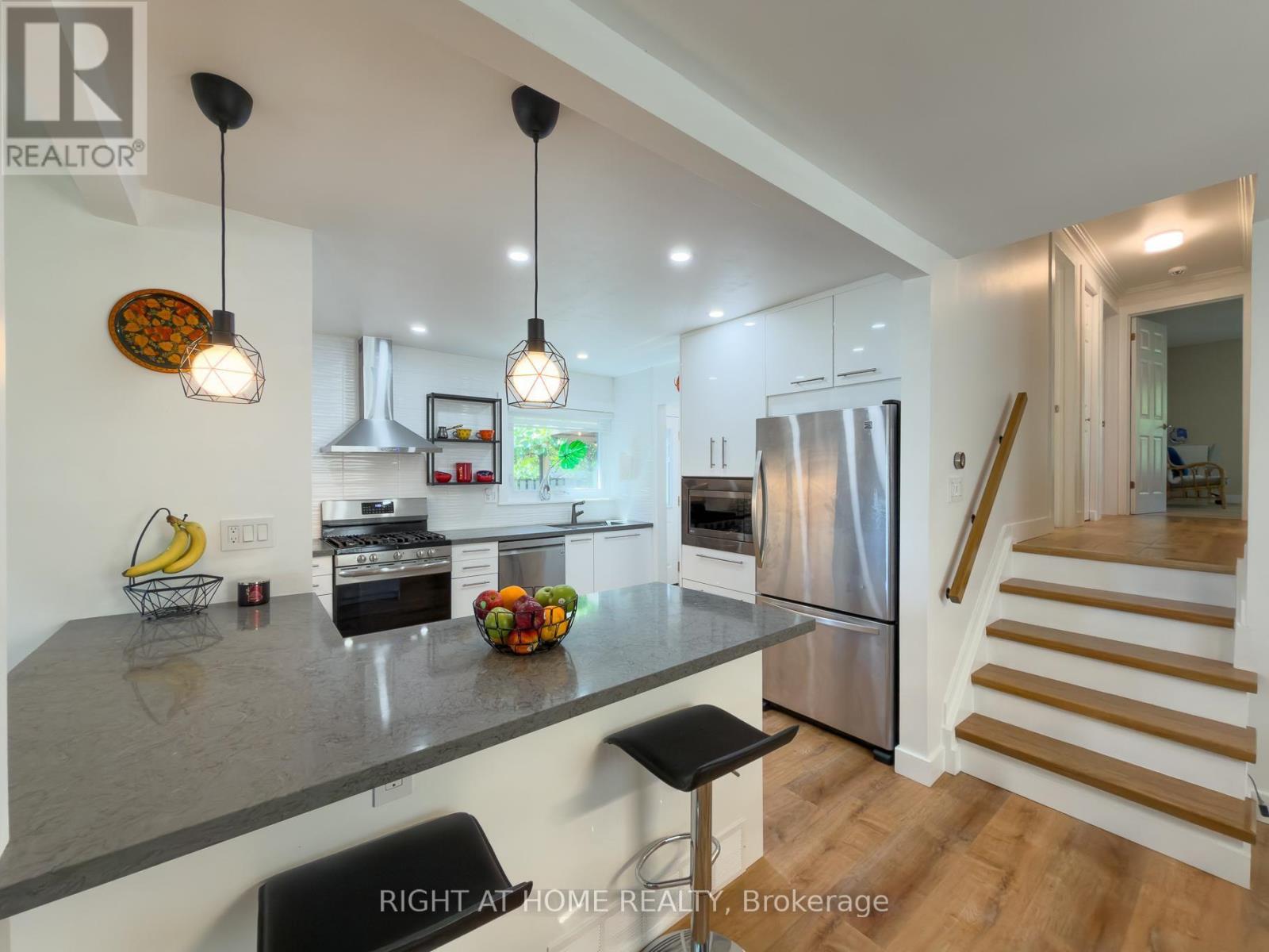 1324 Bodley Road, Mississauga, Ontario  L5J 3W9 - Photo 10 - W13442744